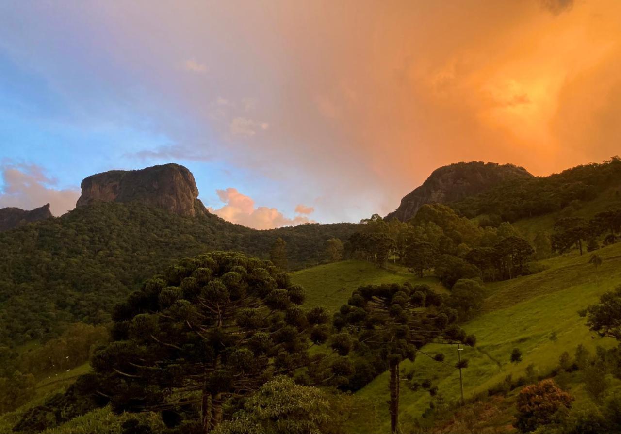 Villa Abrigo de montanha - Berghütte São Bento do Sapucaí Exterior foto